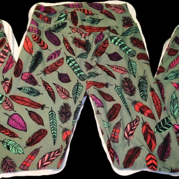 🗺️ LuLaRoe Leggings OS Small, (2-10) Feathers Fall Autumn Themed, Maternity EUC - Picture 3 of 10
